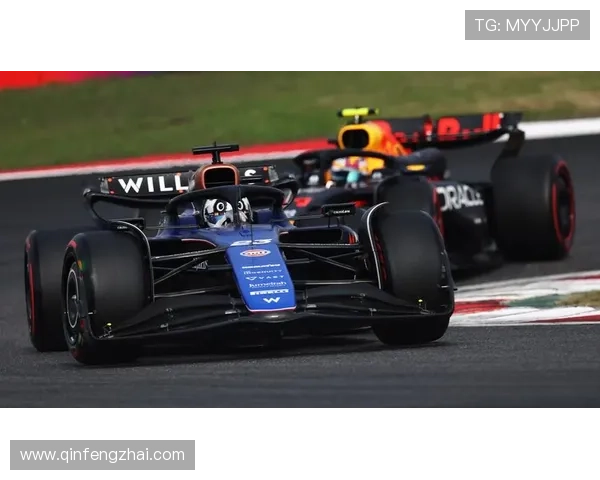 F1赛季最新动态：车队调整与车手对决激烈，未来赛事前景引发广泛关注